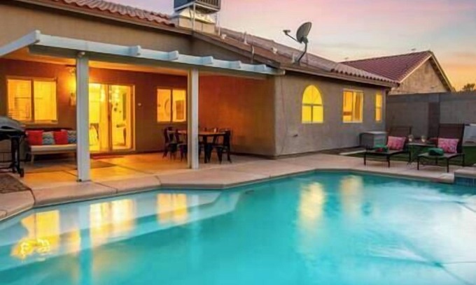 North Las Vegas House | Lively 4BR Vegas Getaway w/Pool and Pool Table!