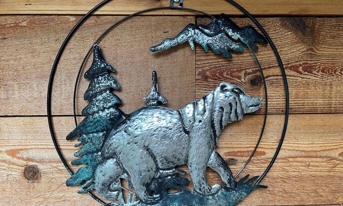 Shawnigan Lake Apartment | Located in the beautiful village of Shawnigan Lake, n