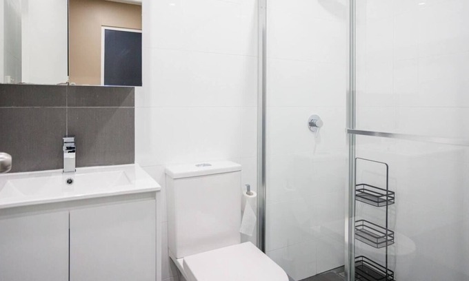 Redfern Apartment | Located in the hot spot of Surry Hills, it is perfectly situated in Sydney!