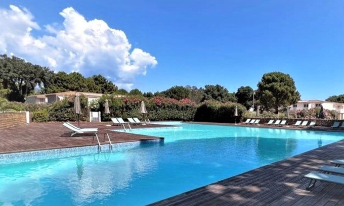 Cala Rossa Apartment | Location Corsica, T2 800 m from Cala Rossa Beach