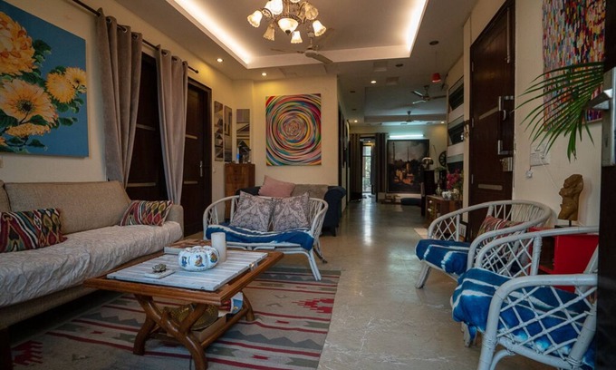 Jangpura Condo | Location location location