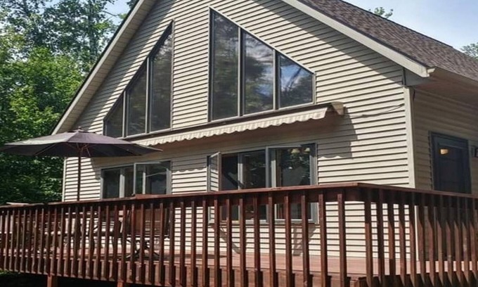 Breezy Point Cabin | LOCATION LOCATION LOCATION! 3 Bed/3 Bath Cabin In Breezy Point On Golf Course