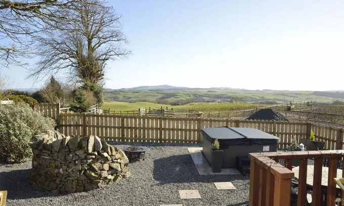 Castle Douglas Ski Chalet | Lochhill Stable Lodge