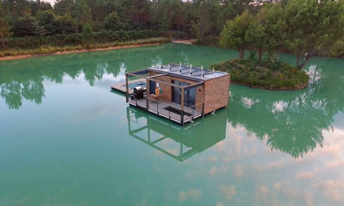 Parcoul-Chenaud Boat Rental | Lodge on the water in Dordogne