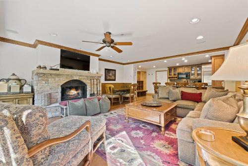 Vail Apartment | Lodge Tower 187 Two Bedroom Residence