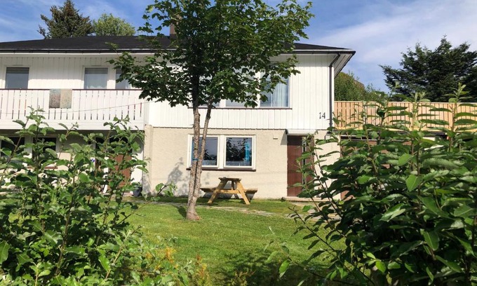 Kabelvag Apartment | LOFOTEN LEILIGHET