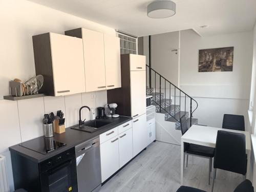 Herrenberg Apartment | Loft - Übernachten im ehemaligen Kinovorführraum