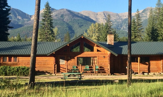 Condon Cabin | Log Cabin Getaway with Scenic Mountain Views in Montana’s Seeley-Swan Valley