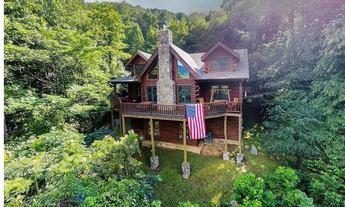 Robbinsville Cabin | Log cabin, spectacular view, private trail. Home base for your WNC adventures.