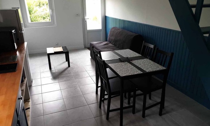 Rostrenen Bed & Breakfast | Logement Agréable Rénové Dans une Longère
