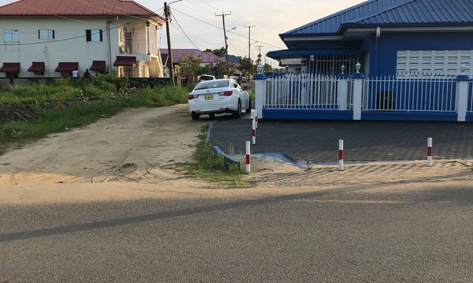 Paramaribo House | Logerthine Jan Suriname