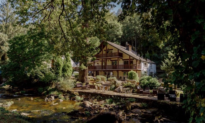 Inguiniel Hotel | Logis Auberge de Pont Calleck