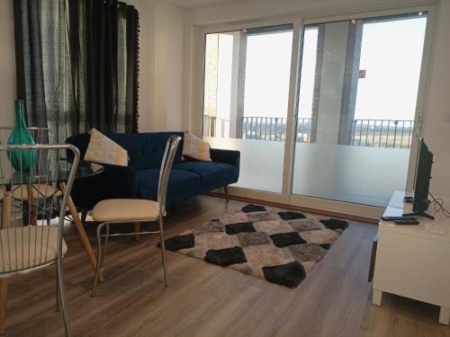 South Hornchurch Apartment | London Serviced Accommodation x RM13 x DM 4 Weekly x Monthly Offers