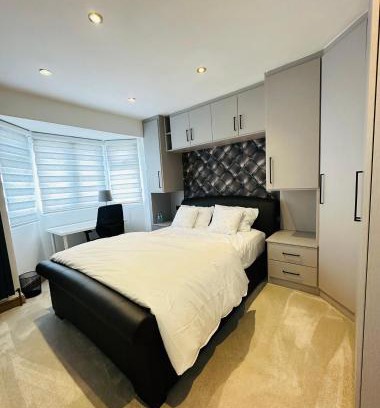 Whitton House | London Twickenham stadium room C