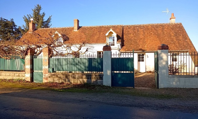 Fresnes House | Longère ideally located for visiting the chateaux of the Loire Valley
