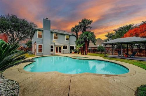 Meadows Of Brushy Creek House | Longhorn Escape w/Pool by StayLage