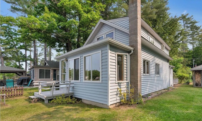 Lebanon Cottage | Loon’s Landing on Milton 3 Ponds