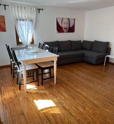 Biebernheim Apartment | Loreley 2 Zimmerwohnung mit Hof und Garten