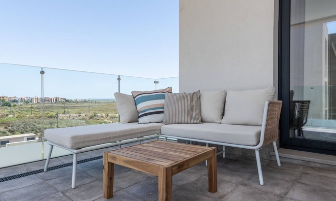 Ayamonte Apartment | Los Flamencos by Ĥ - Haraganes Beach HLHF5201PE72
