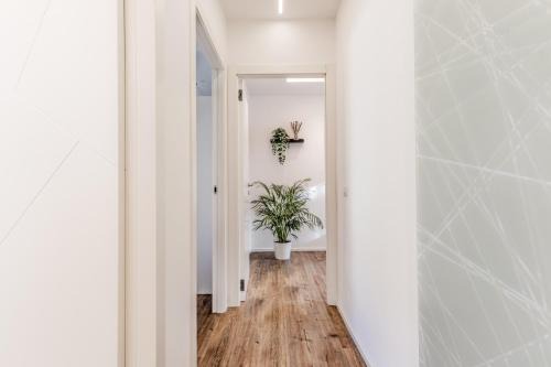 Quartiere XXIV Don Bosco Apartment | LoungeFloor Metro A Netflix & Wi-Fi