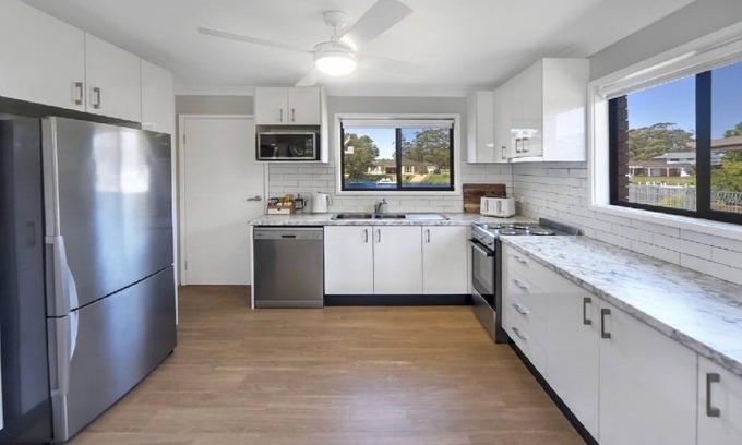 Sussex Inlet House | Love the Let! - Riverside home