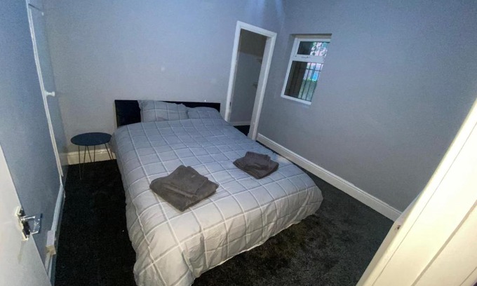 Sefton Park Apartment | Lovely 1- Bedroom Flat With Free Parking