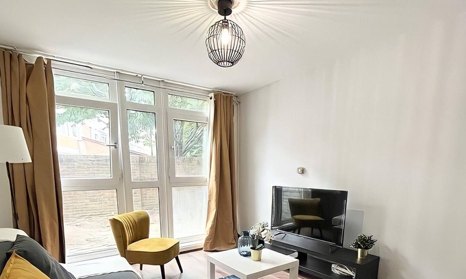 Camberwell Apartment | Lovely 2 bed apartment - 15 minutes from Central London