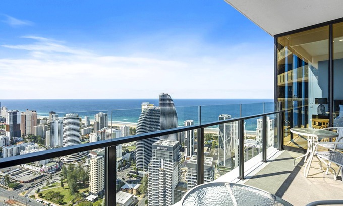 Broadbeach Apartment | Lovely 2 Bedroom 1 Bathroom Unit in Broadbeach. STAR 14802 - 5N - NB