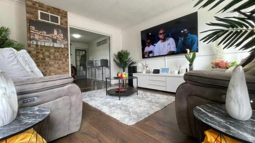 Basildon Apartment | Lovely 3 bedroom house near city centre - Basildon