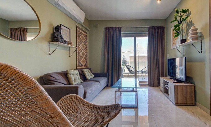 Marsaskala Apartment | Lovely 4BR home with private Terrace in Marsascala