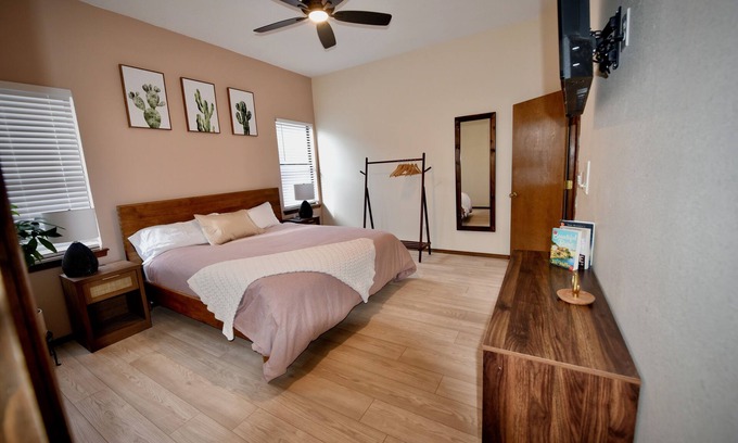 Westside House | Lovely adobe abode in Albuquerque with WiFi, AC, Fire Pit, Hot Tub