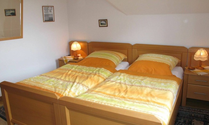 Wangerland Apartment | Lovely apartment for 4 people with WIFI, TV, patio and parking