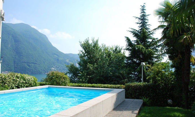 Castagnola Apartment | Lovely apartment for 2 people with WIFI, pool, TV, patio and panoramic view
