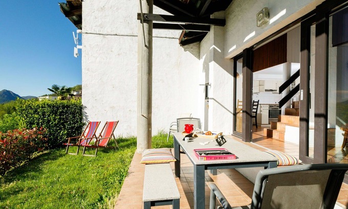 Capriasca Apartment | Lovely apartment for 4 people with WIFI, pool, TV, patio, pets allowed, panoramic view and parking