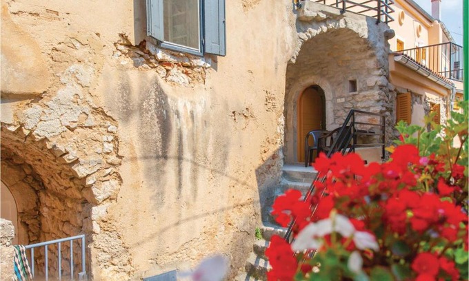 Municipality of Omisalj Apartment | Lovely Apartment In Omisalj