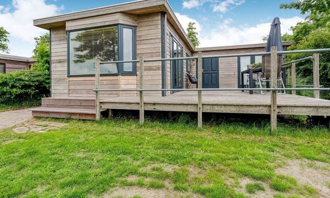 Anjum Ski Chalet | Lovely Chalet near the Lauwersmeer Lake