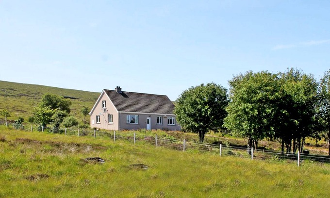 Drumchork House | Lovely cosy cottage with stunning loch and mountain views in scenic countryside