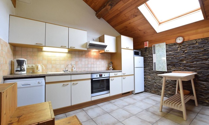 Frahan House | Lovely Holiday Home In Frahan wIth Terrace