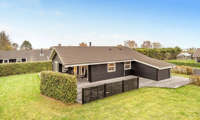 Bog By House | Lovely home in Bogø By with sauna