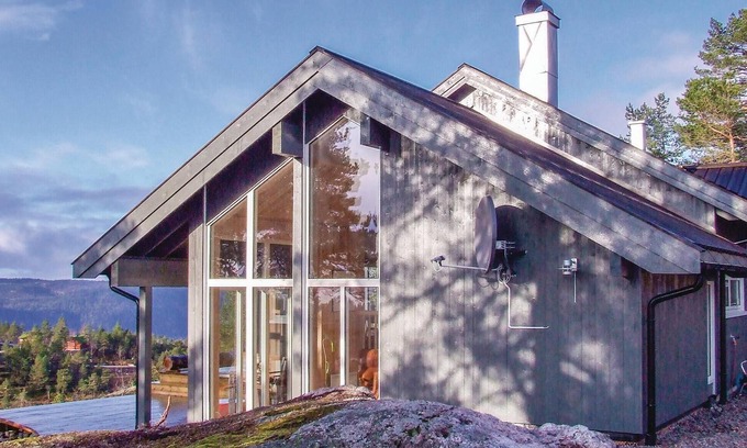 Øvre Ramse House | Lovely home in Dølemo with WiFi