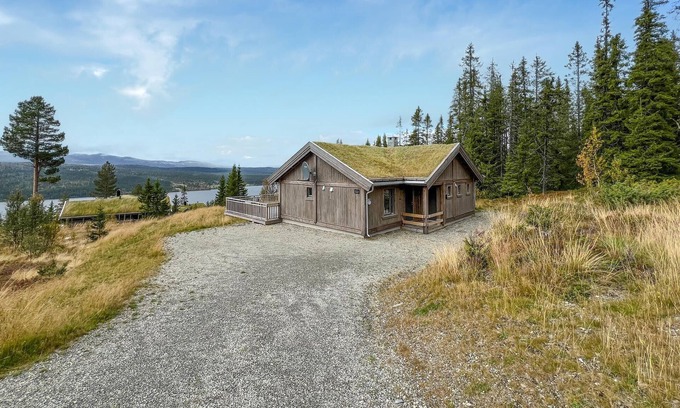 Sor-Fron House | Lovely home in Gålå with sauna