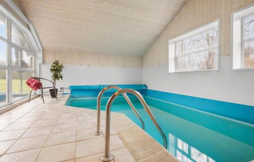 Smidstrup Strand House | Lovely Home In Gilleleje With Kitchen