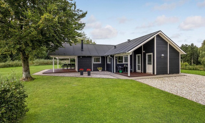 Hobro House | Lovely home in Hobro with WiFi