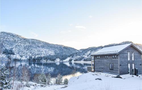 Masfjorden House | Lovely Home In Masfjordnes With Wifi