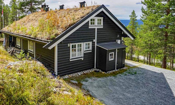 Akrestrømmen House | Lovely home in Rendalen with WiFi