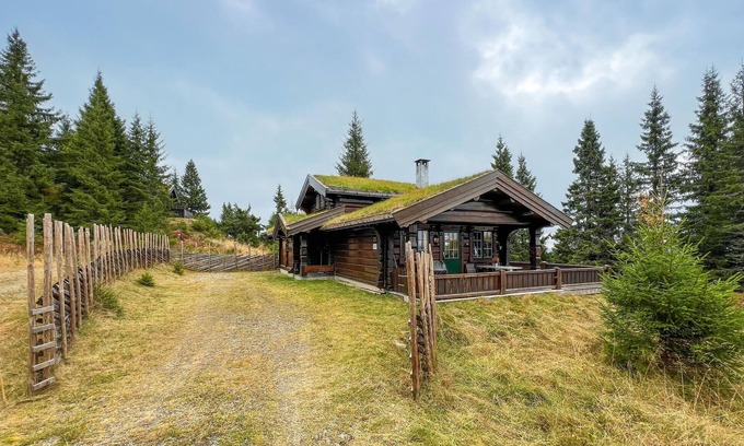 Ringsaker House | Lovely home in Sjusjøen with sauna