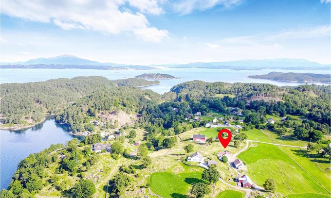 Sveio House | Lovely Home In Valevåg With Wifi