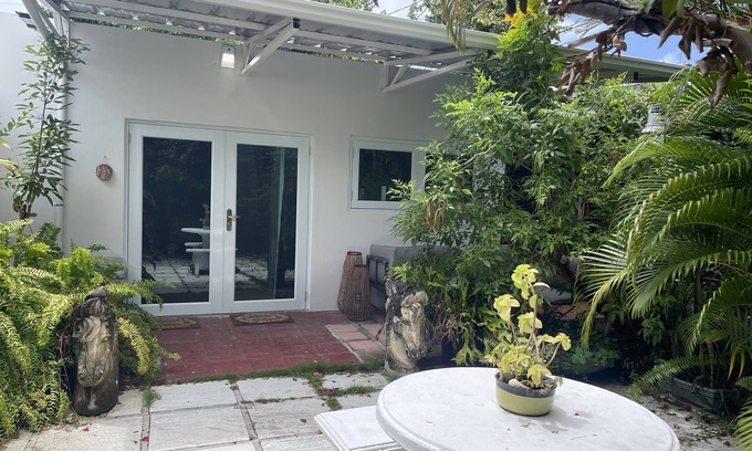 Rio Piedras Apartment | Lovely Studio in Baldrich San Juan Puerto Rico