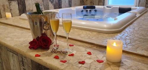 Hyeres City Centre Hotel | Loveroom La Garçonn'Hyères