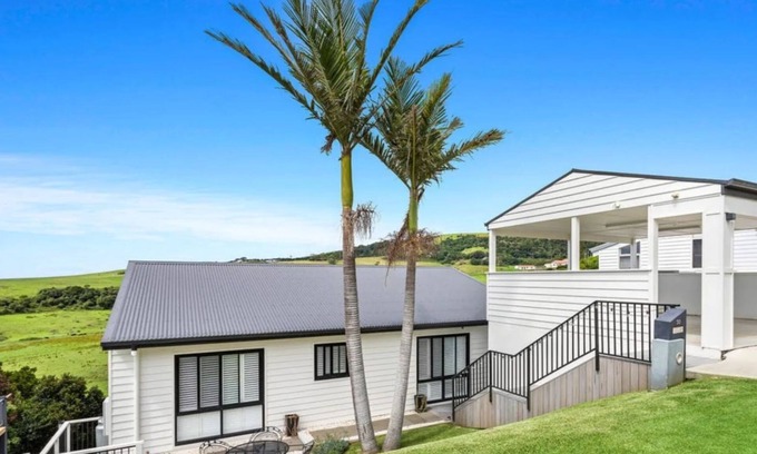 Kiama Heights House | Loves Bay Country Oasis – breathtaking views
